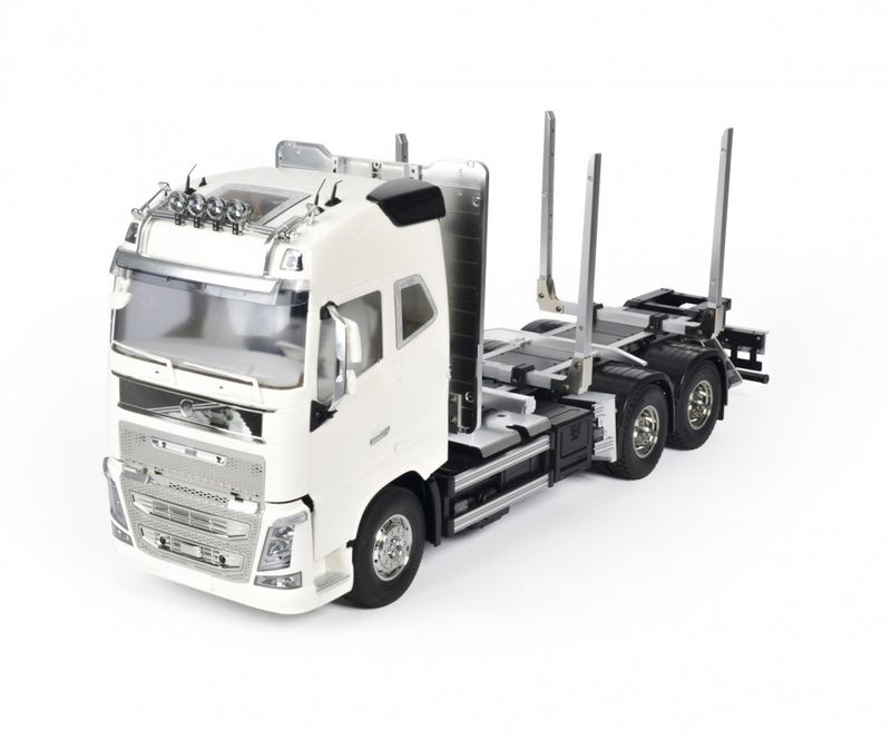 Tamiya 56360 1/14 VOLVO FH16 Globetrotter 750 6x4 Timber